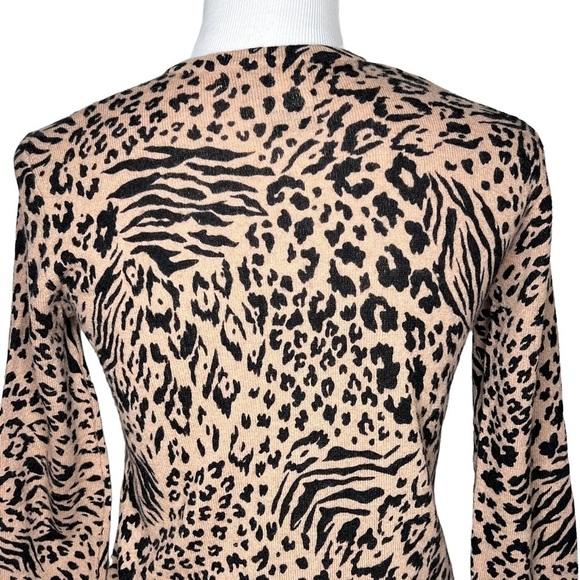 Nina Leonard Cheeta Print Cardigan Sweater Size S Lambswool Blend Lightweight - Picture 12 of 15